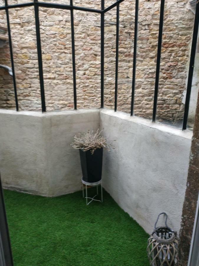 Gite De La Madeleine 80 M2 투르뉘 외부 사진